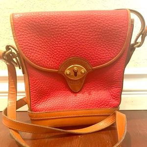 Original classy Red Dooney & Bourke 👜 Purse!!